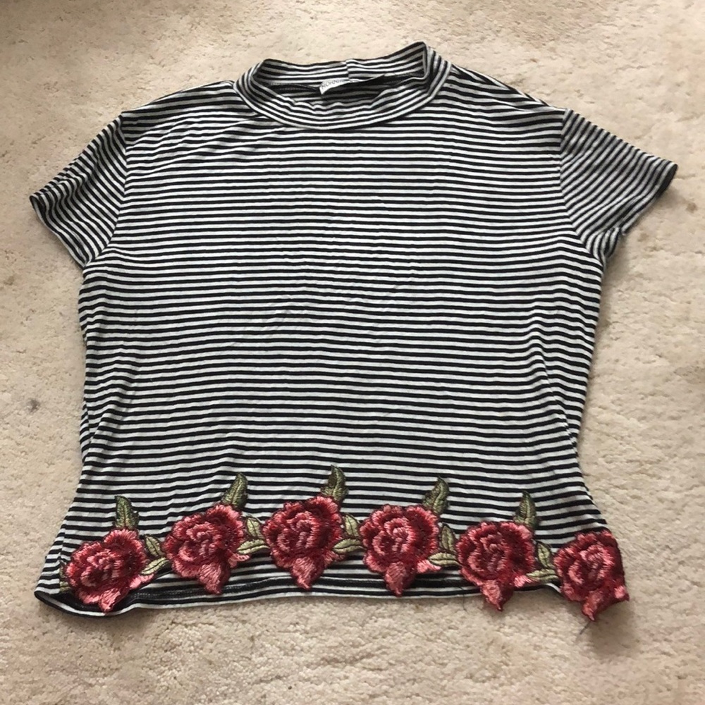 striped embroidered tee